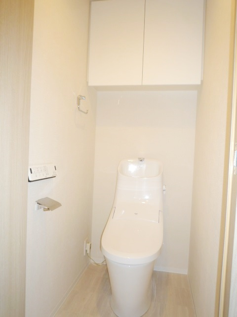 アーバンコア本郷のトイレ|※写真は同タイプの別室になります