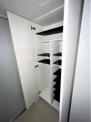 【玄関】 | メリディアナ天満橋 | トールタイプの下駄箱！玄関はいつも片付きます！