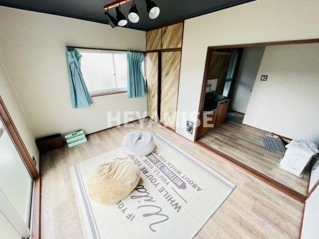 クリエイトハイツの居間・リビング