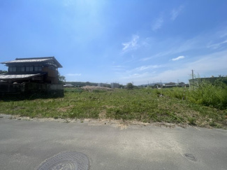 【前面道路含む現地写真】 | 桜川市青柳4137坪売地