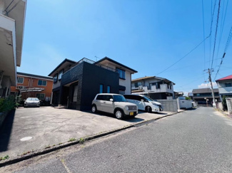 【前面道路含む現地写真】