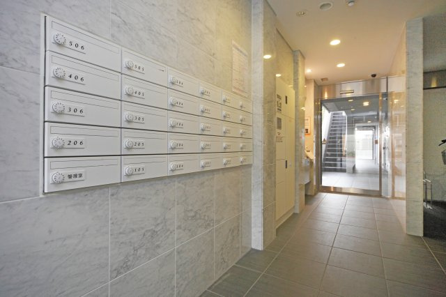 DAIコートのロビー