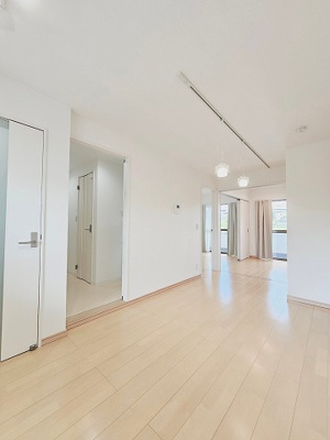 【居間・リビング】 | 新靖ビル