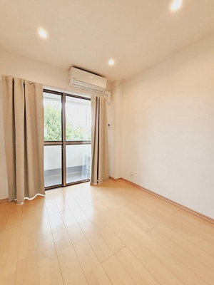 【居間・リビング】 | 新靖ビル