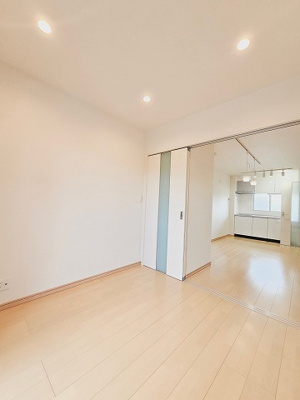 【居間・リビング】 | 新靖ビル