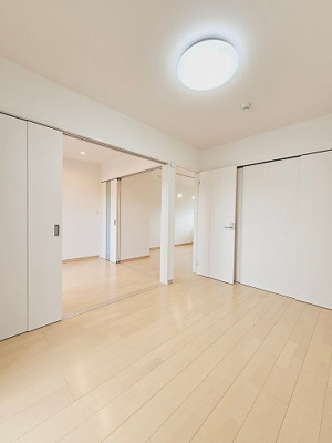 【居間・リビング】 | 新靖ビル