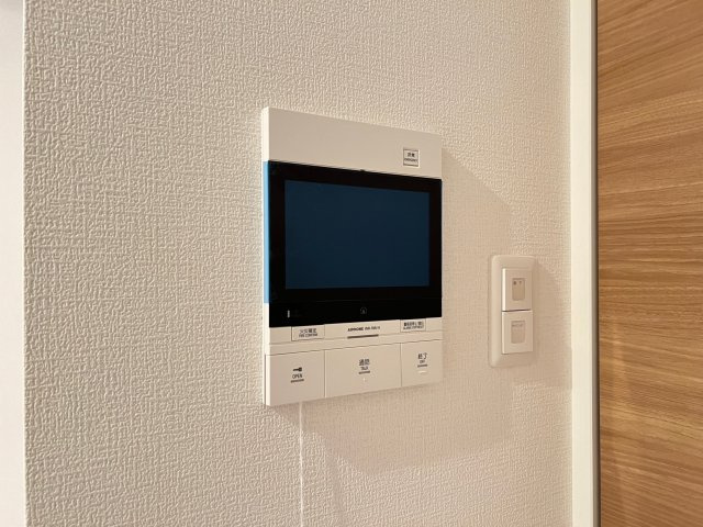 セレニテ難波グランデシュッドのセキュリティ