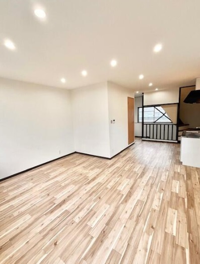 大阪市港区南市岡２丁目のビルの内装