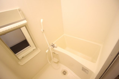 【浴室】 | プルミエール天王寺 | 日々の暮らしに欠かせないバスルームです