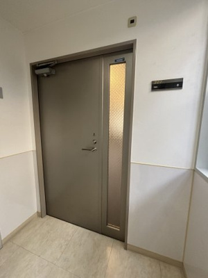 【玄関】 | 協栄ビル