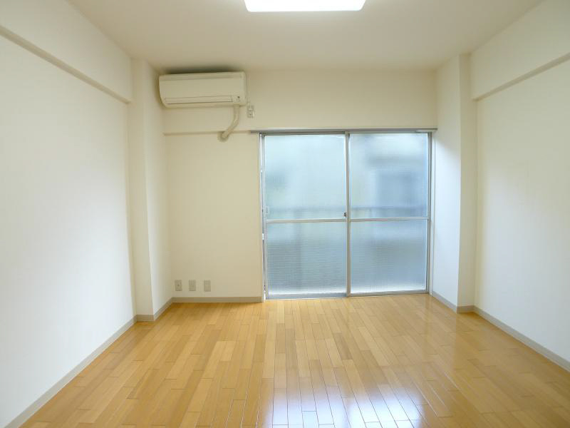 恵比須荘の居間・リビング