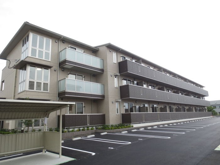 ウエスト　ヴィレッジⅣ