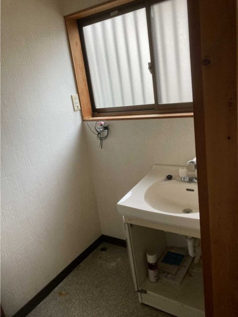 手呂町桶田店舗の洗面所