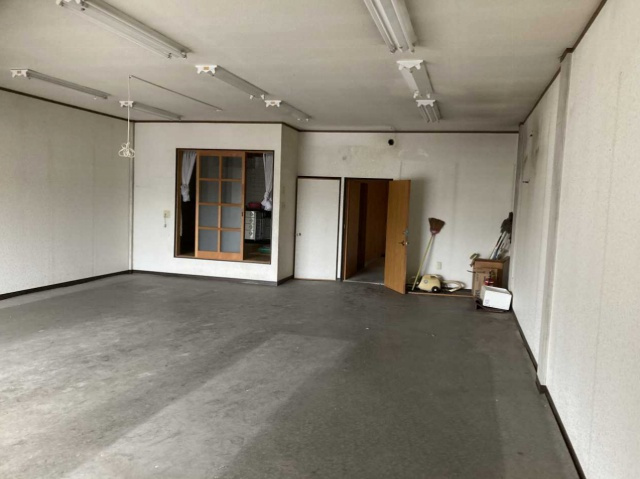 手呂町桶田店舗のロビー