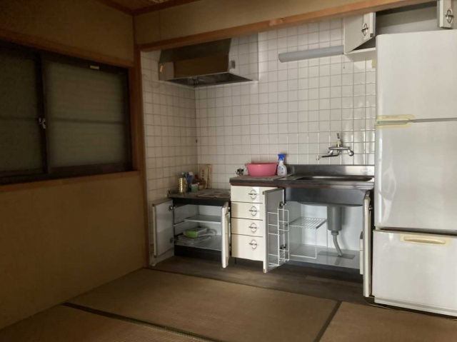 手呂町桶田店舗のロビー