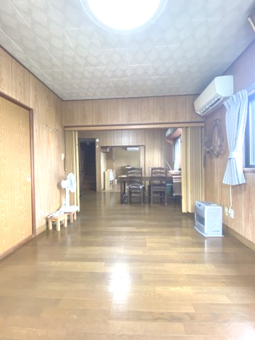 【居間・リビング】の画像