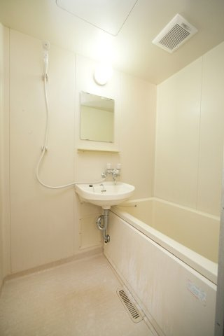 COZY　HOUSEの浴室|セパレートタイプ