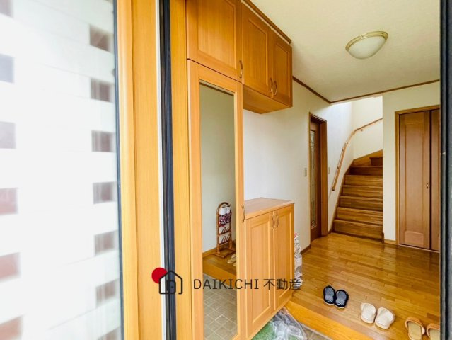 【玄関】 | 桶川市下日出谷西2丁目　中古戸建