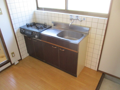 【キッチン】 | ウィン松山B棟 | 別号室の写真になります。現況優先。