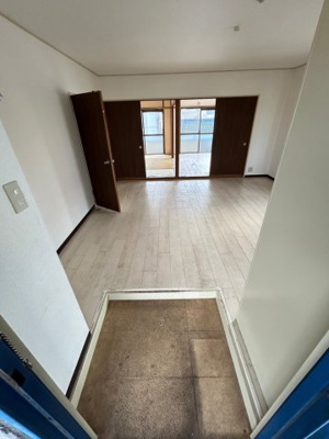 【玄関】 | ニュータウン中田 | シンプルで使いやすい玄関です