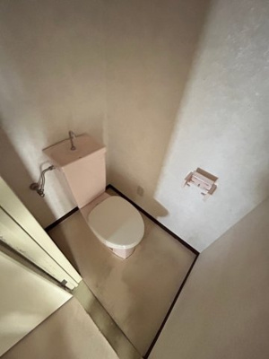 【トイレ】 | ニュータウン中田 | 落ち着いた色調のトイレです