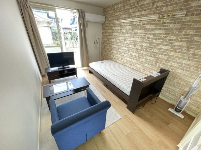 アベニューT＆Mの居間・リビング