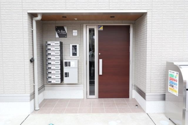 ルリアン北小岩Ⅰのエントランス