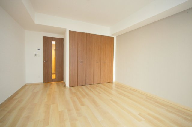 アコリエンテ一条の居間・リビング|206号室