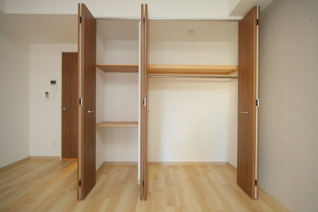 アコリエンテ一条の収納|206号室