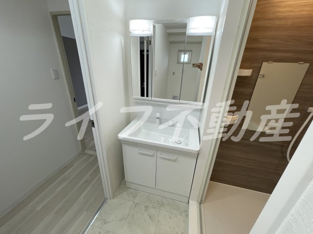 デュエリングナガトの独立洗面台|独立洗面化粧台付き