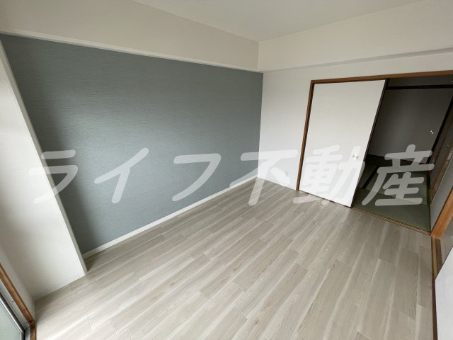 デュエリングナガトの寝室|ゆとりの広さです