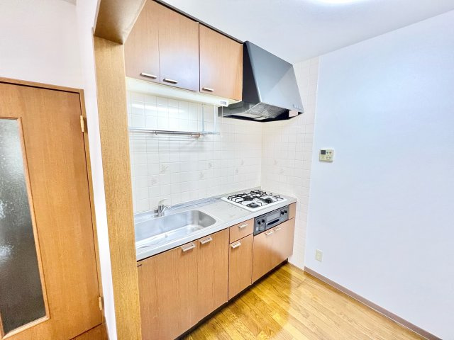 フィオーレ栗の葉のキッチン|キッチンです