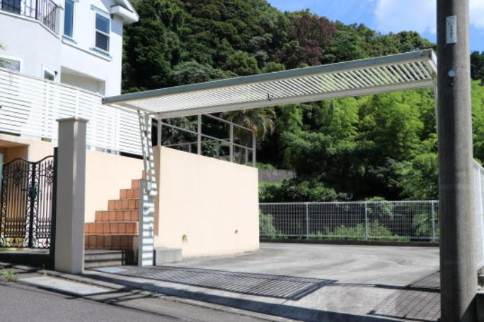 下多賀　洋風戸建の駐車場|広々とした駐車スペース