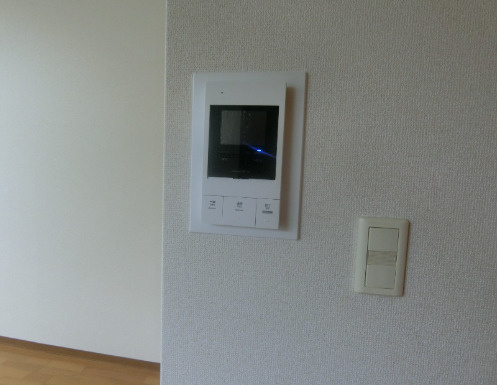 アヴァンツァーレ京都のセキュリティ|モニター付インターフォン