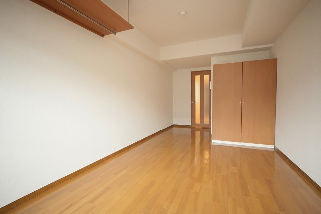 アヴァンツァーレ京都の居間・リビング