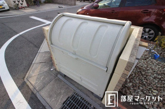 【周辺】 | 同型タイプ