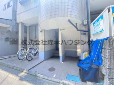 【エントランス】 | 　サニーメイト | 毎日通るエントランスはこのようになっています