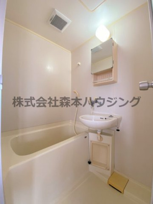 【浴室】 | 　サニーメイト | 落ち着いた空間のお風呂です