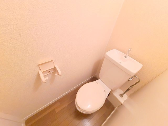 レオパレス上田原のトイレ