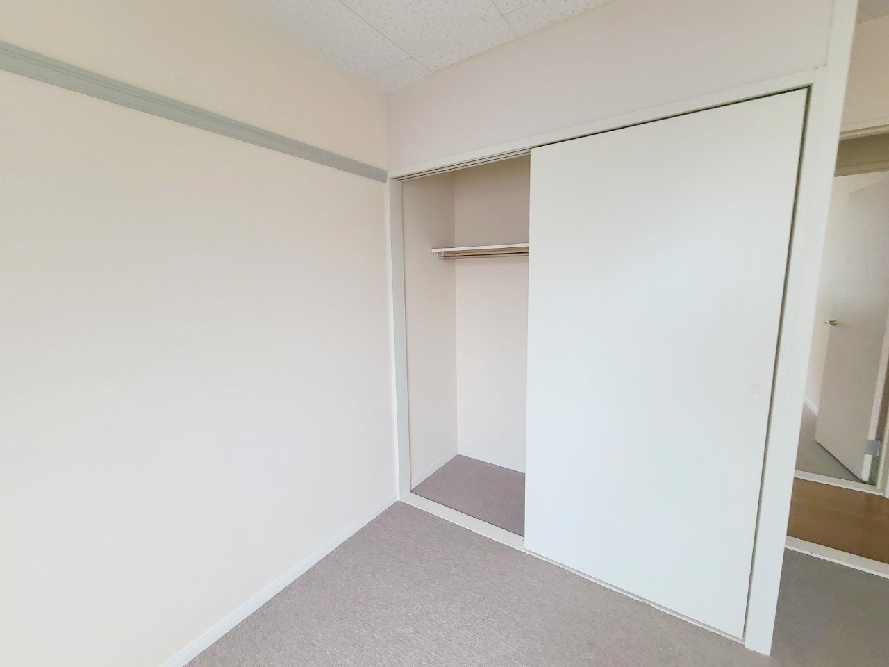 レオパレス上田原の収納