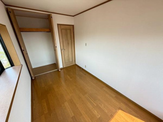 【洋室】 | 収納が豊富な洋室です！お荷物の多い方も安心♪