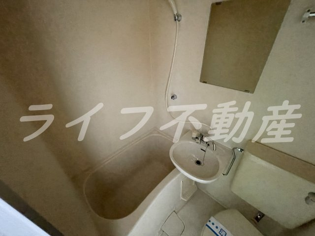 にしのハイツ花園の浴室