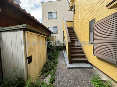 【その他共用部分】 | クリーンピュア | 清潔なエントランスです