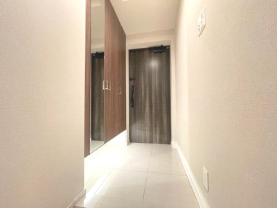 【玄関】 | エスリード箕面船場阪大前