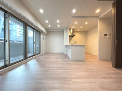 【居間・リビング】 | エスリード箕面船場阪大前