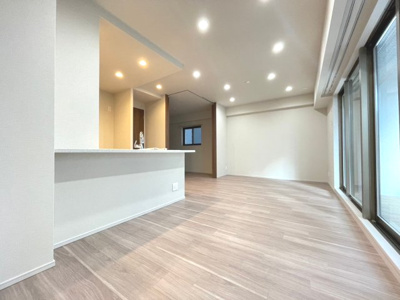 【居間・リビング】 | エスリード箕面船場阪大前