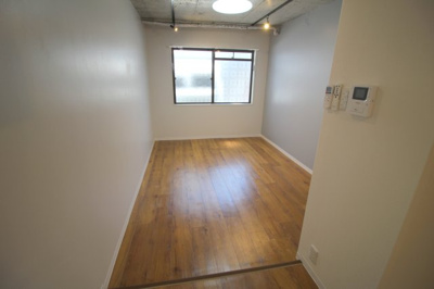 【居間・リビング】 | ハイツ岡町北