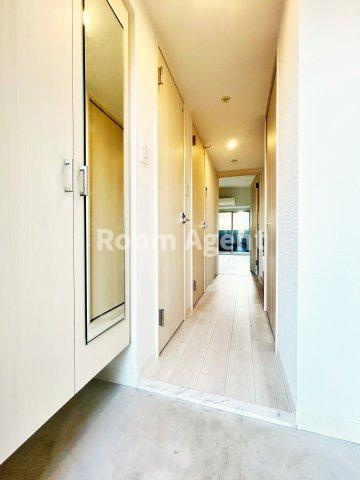 エスリード上前津テルツェの玄関