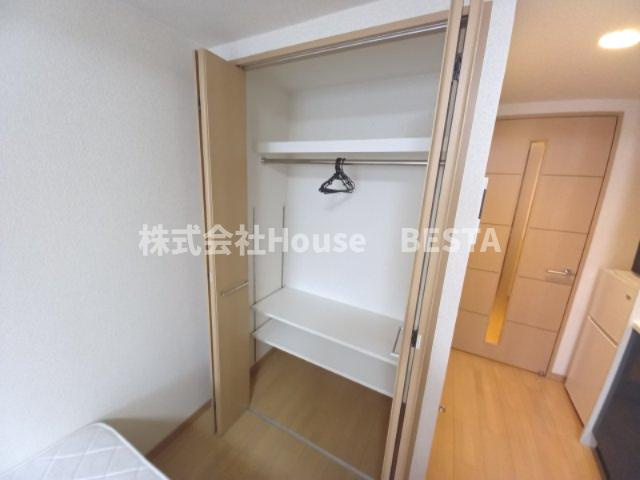 カスタリア三宮の収納