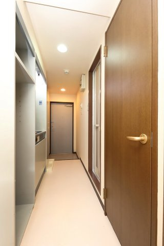 万寿寺ビルのロビー